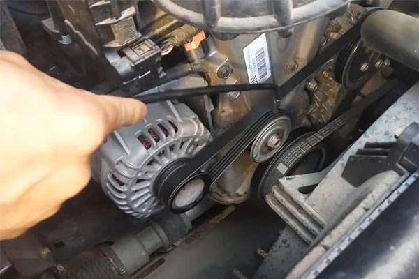 汉中转速传感器的工作原理是什么？